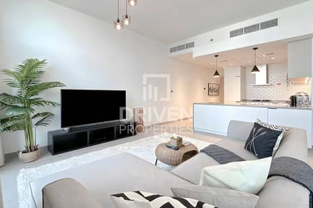 2 Bedroom Apartment for Rent in Jumeirah Village Circle (JVC), Dubai - Modern Finishing | Park View and Fully Furnished