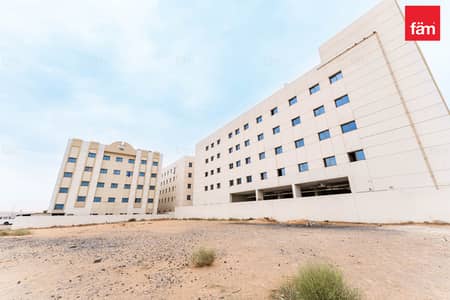 Building for Sale in Al Khawaneej, Dubai - Labor camps for GCC n local clients only