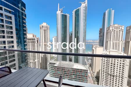 1 Bedroom Apartment for Sale in Dubai Marina, Dubai - Vacant | High ROI | Upgraded | 1BR
