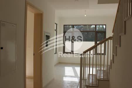 Authentic Ad| Type J| Single Row Ready to move in Authentic Ad| Type J| Single Row Ready to move in