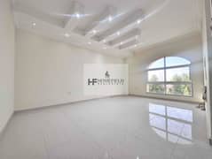 2700/Monthly|Luxurious|Big studio|Sep-Kitchen and bathroom