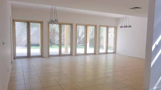 Renovated- 5 bed+maids- Saheel Type 3 Renovated- 5 bed+maids- Saheel Type 3