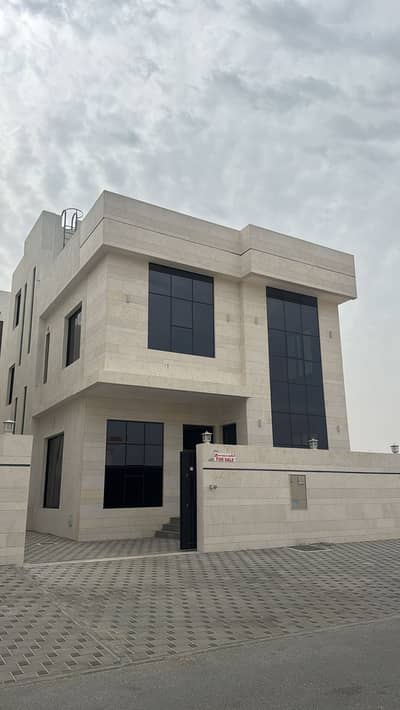6 Bedroom Villa for Sale in Ajman Downtown, Ajman - فيلا العامره الواجهه. jpeg