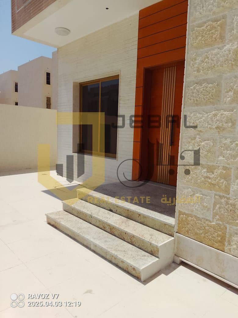 9 صورة واتساب بتاريخ 1446-10-07 في 23.12. 59_706e7402. jpg