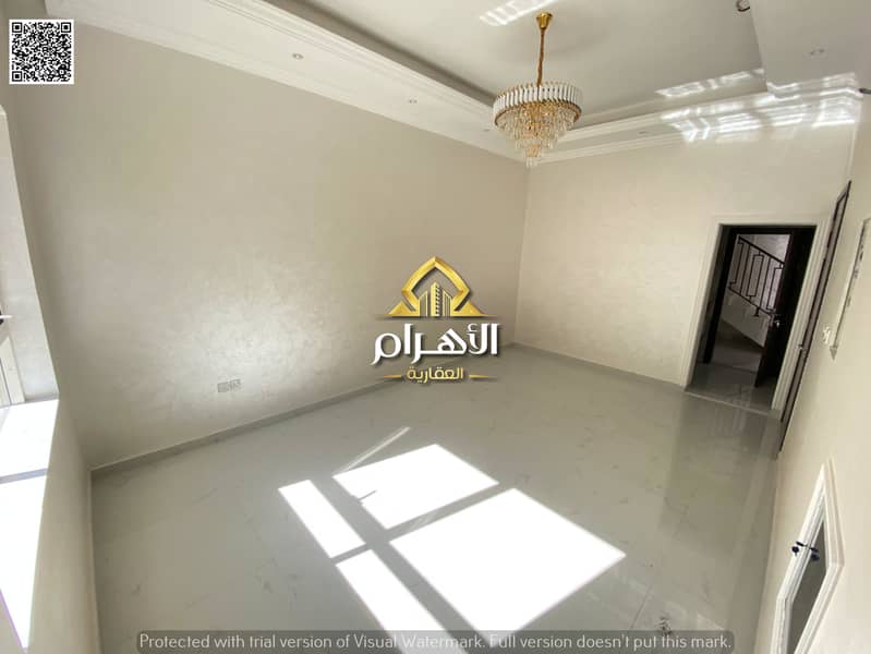 6 WhatsApp Image 2025-04-05 at 11.23. 51 PM (1). jpg