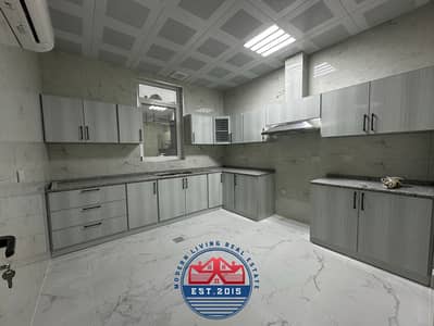 Brand New 3 bedrooms Hall Maid Room At Ground Floor in Al Shawemkha City
