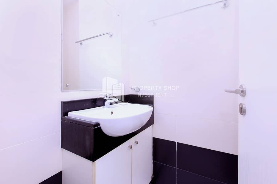 12 1-bedroom-apartment-al-reem-island-sham-abu-dhabi-ocean-scape-powder-room. JPG
