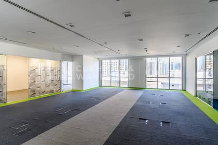 Office for Rent in Dubai Marina, Dubai - Fitted Office | Mid-Floor | DED License