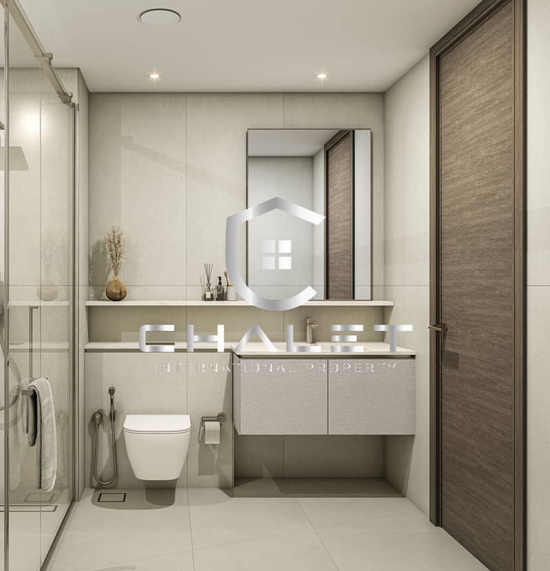 6 Bathroom. jpg
