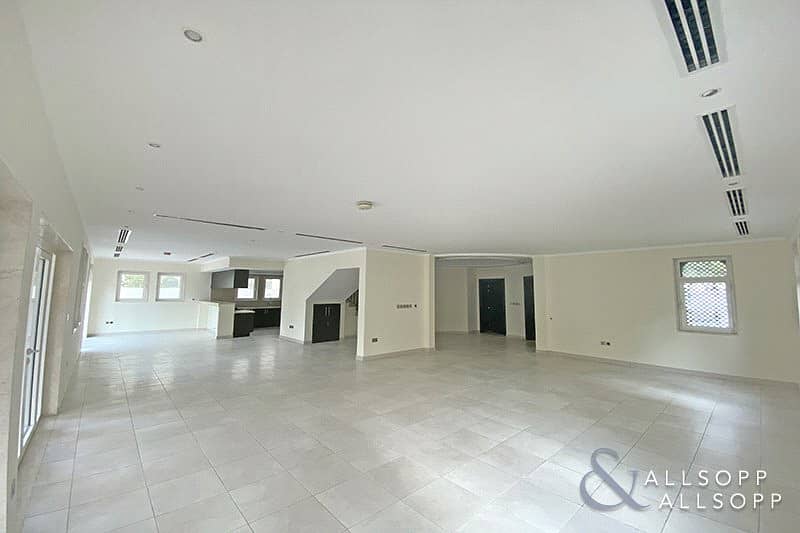 4 Great Location | Vacant Now | Skyline View