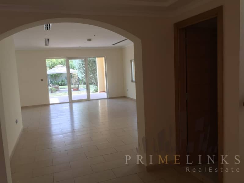 4 Luxury Villa 5 Bedrooms Private Pool Brand New