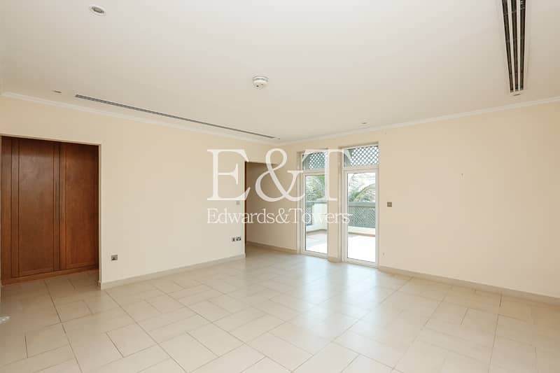 12 End March Available|Well Maintained| Pool