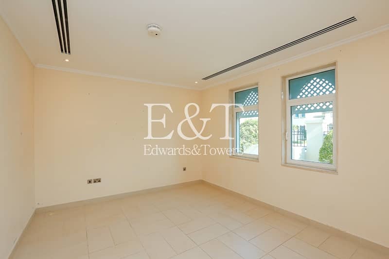 13 End March Available|Well Maintained| Pool