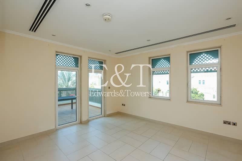 16 End March Available|Well Maintained| Pool