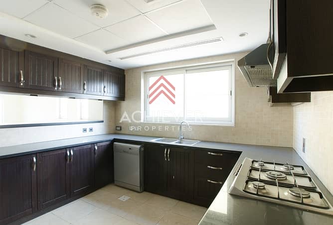 4 District 5 | 3BR Small next to community