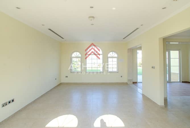 7 District 5 | 3BR Small next to community