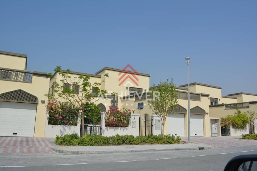 10 District 5 | 3BR Small next to community
