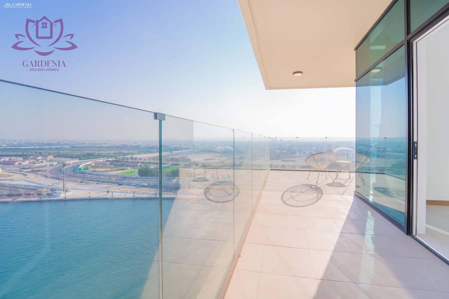 4 Balcony 1. jpg