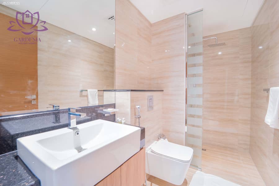 24 Bath 2. jpg