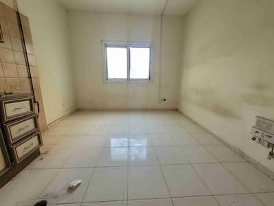 Studio for Rent in Muwaileh, Sharjah - 20250406_071751. jpg