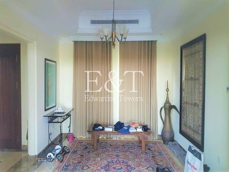 3 OUTSTANDING Upgraded Central Lake View 4Beds | JI