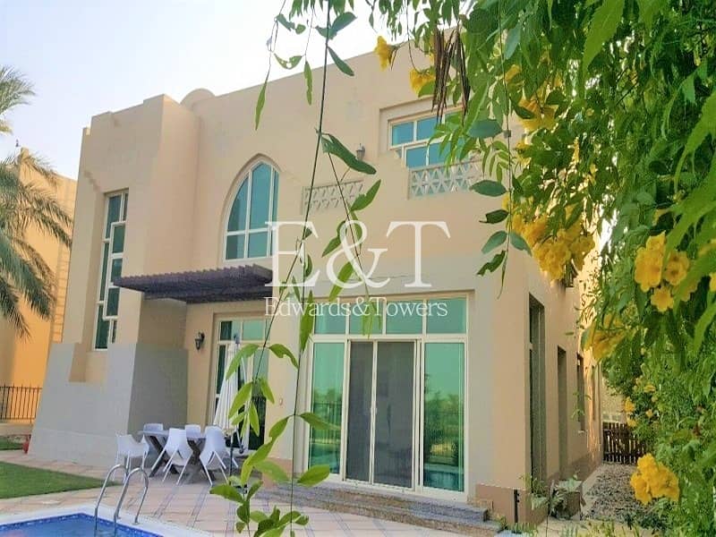 9 OUTSTANDING Upgraded Central Lake View 4Beds | JI