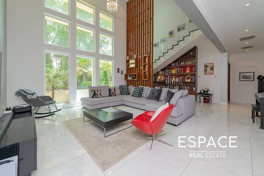 Upgraded Garden Hall | Close to Main Lake Upgraded Garden Hall | Close to Main Lake