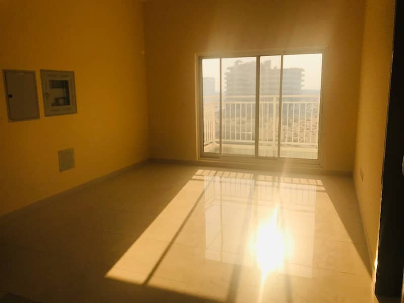 Квартира в Аль Варсан, 1 спальня, 38000 AED - 4155715