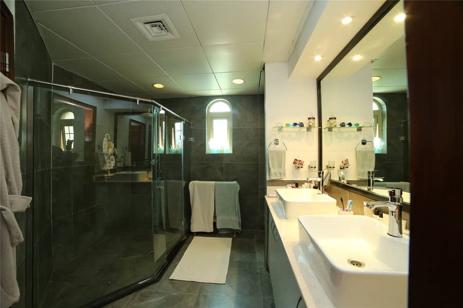 10 Master View Villa | Lake view | 5 Bedrooms