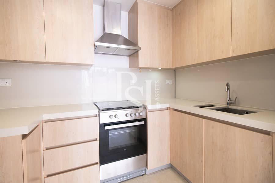 8 al-zeina-al-raha-beach-abu-dhabi-kitchen (1). JPG