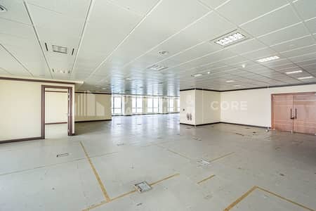 Office for Rent in Corniche Road, Abu Dhabi - Spacious | Fitted Office | High Floor