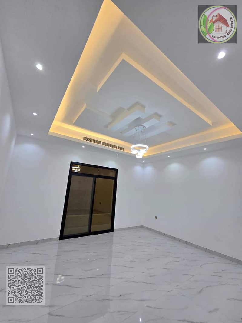 24 9e6198d8-aed1-43eb-9957-7e1152df336a. jpg