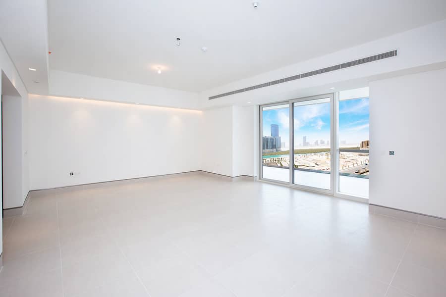 2 2-bedroom-park-view-al-reem-island-shams-abu-dhabi -living-area (2). jpg