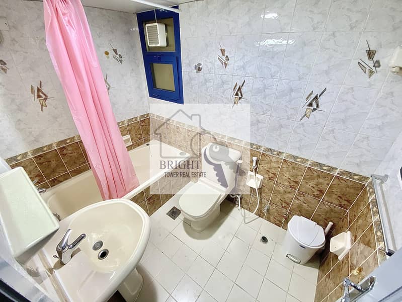 13 3 Room Office Near To Clock Tower