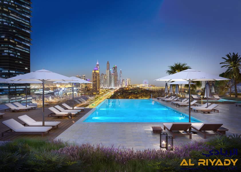 24 23_06_22_GATEWAY_A_POOL_NOWOMAN copy. jpg