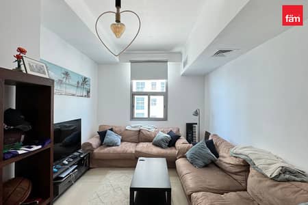 Vacant | Low floor | + Storage | Chiller Free