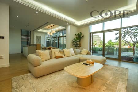 4 Bedroom Flat for Sale in Palm Jumeirah, Dubai - 1. JPG