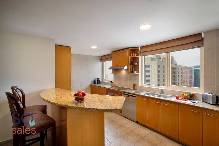 2 3BR - Kitchen. jpg