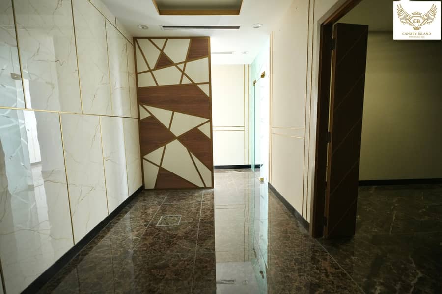 2 DIL02928. jpg