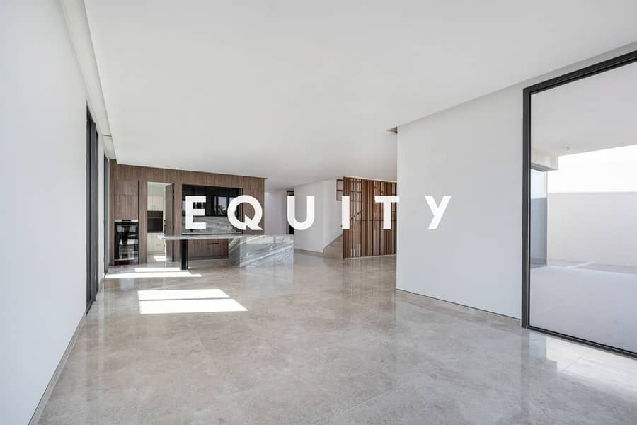 Pool Backing | Corner Unit | Fully Upgraded Pool Backing | Corner Unit | Fully Upgraded