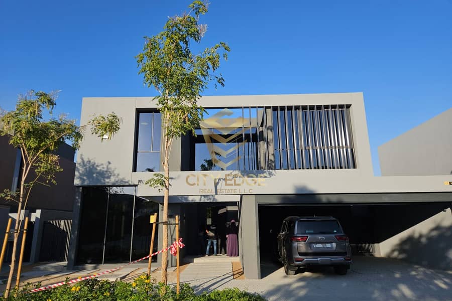 位于蒂拉尔城,马沙尔社区,洋槐花区 4 卧室的别墅 4650000 AED - 11252624 位于蒂拉尔城,马沙尔社区,洋槐花区 4 卧室的别墅 4650000 AED - 11252624