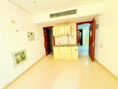 Studio for Rent in Muwaileh, Sharjah - IMG_8843. jpg