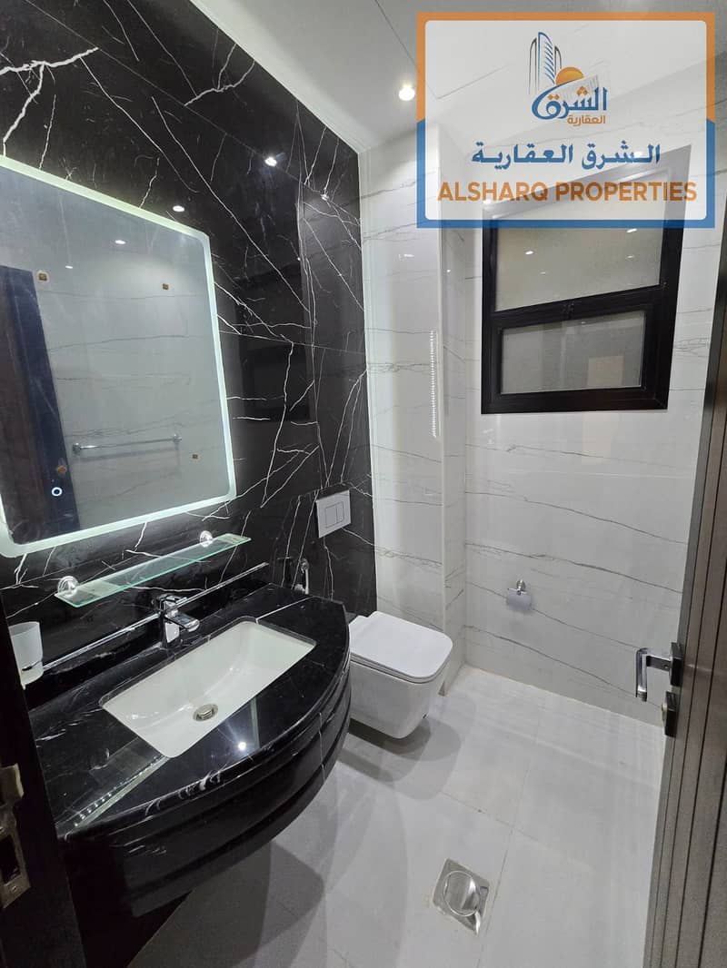 11 781de953-58bb-4914-bded-c510cefdaf1b. jpg