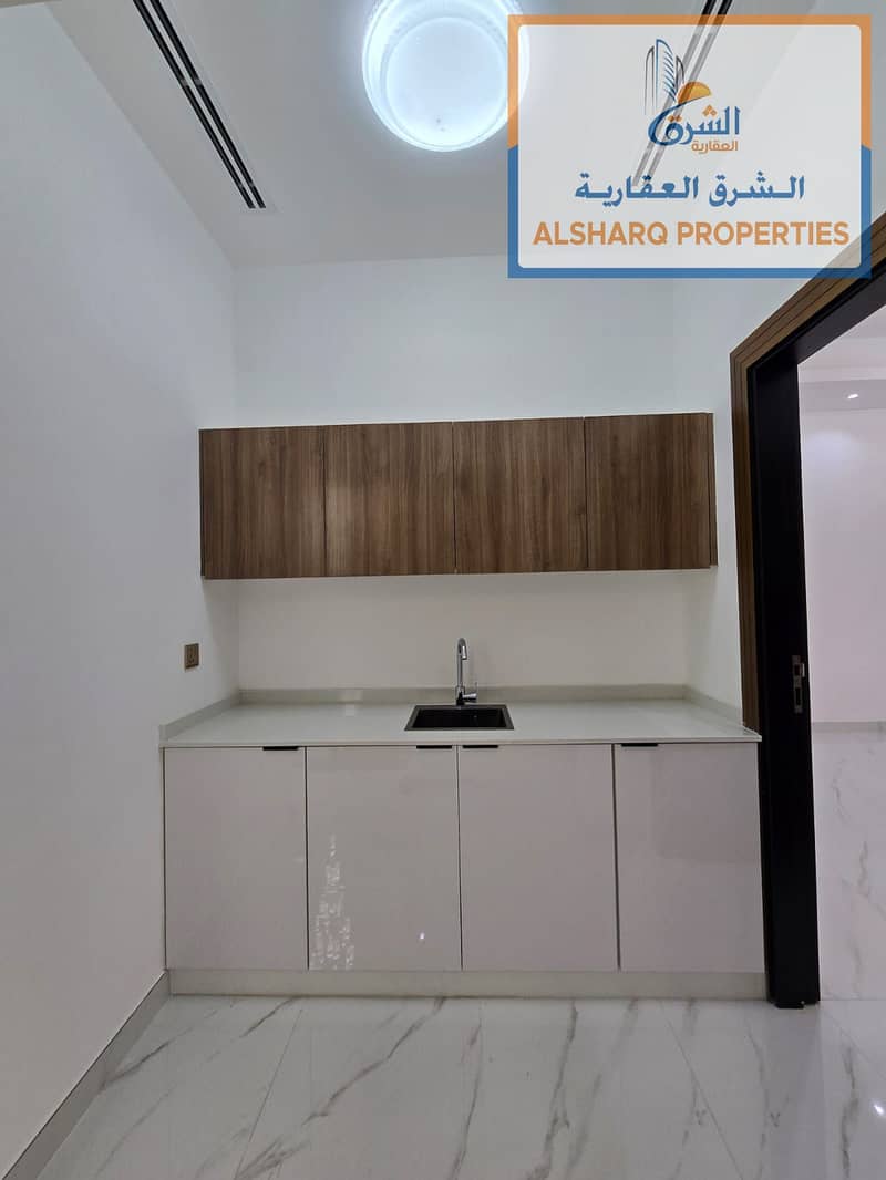 23 afd8c9cb-90ce-4ad7-a779-6f3a4be0ec8e. jpg