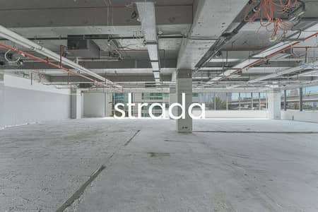 Office for Rent in Sheikh Zayed Road, Dubai - Corner Office | The Greens | Vacant