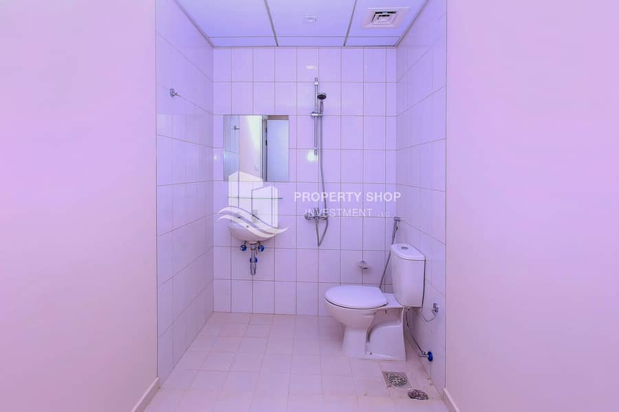 10 2-bedroom-al-reem-island-shams-abu-dhabi-yasmina-residences-maidsroom. JPG