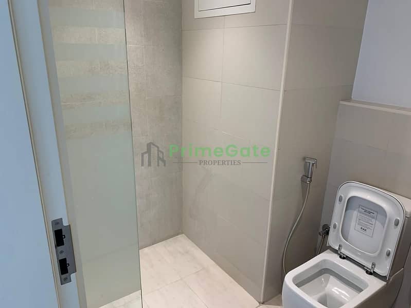 8 8a8fece0-ede8-44fa-941a-73461bfae5b8. jpg