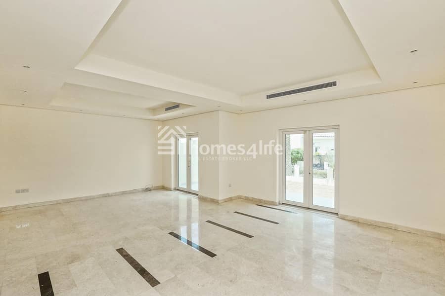5 Ready To Move| Spacious Townhouses| Multiple Units| Near Metro Station| Near Expo Site| Good For Investment & End Use
