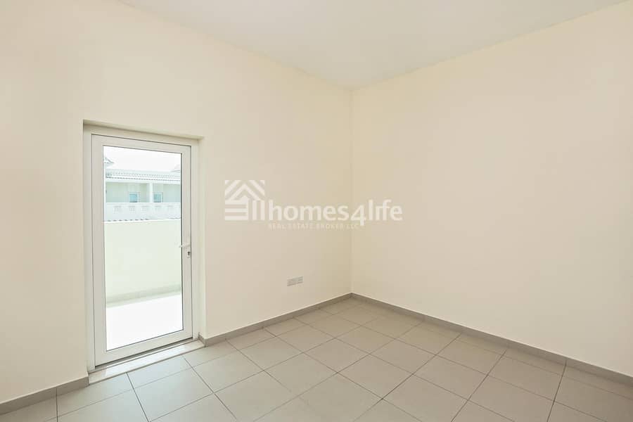 18 Ready To Move| Spacious Townhouses| Multiple Units| Near Metro Station| Near Expo Site| Good For Investment & End Use