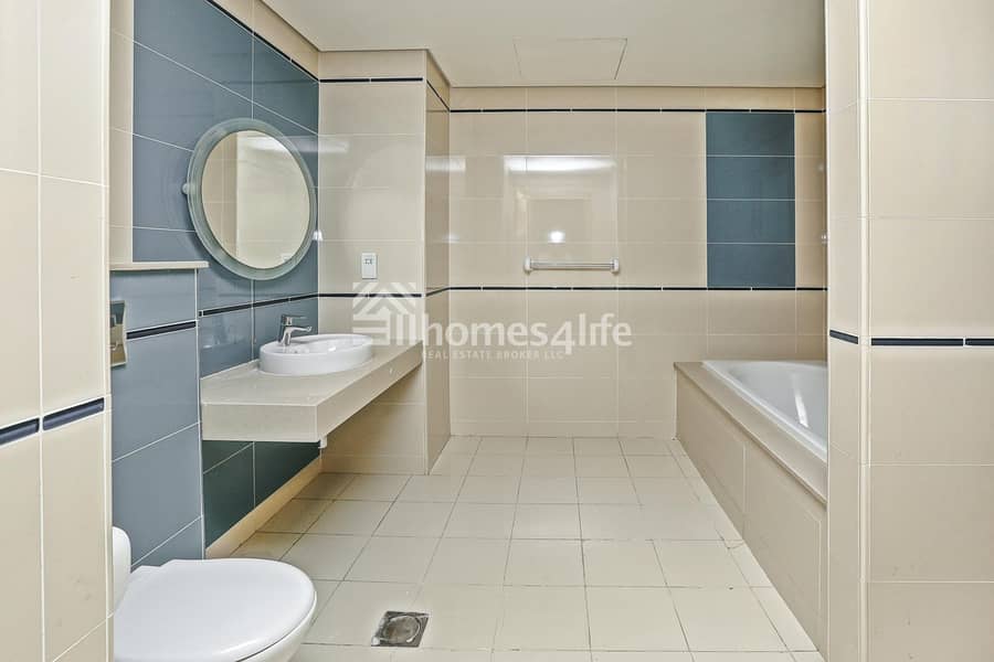 22 Ready To Move| Spacious Townhouses| Multiple Units| Near Metro Station| Near Expo Site| Good For Investment & End Use